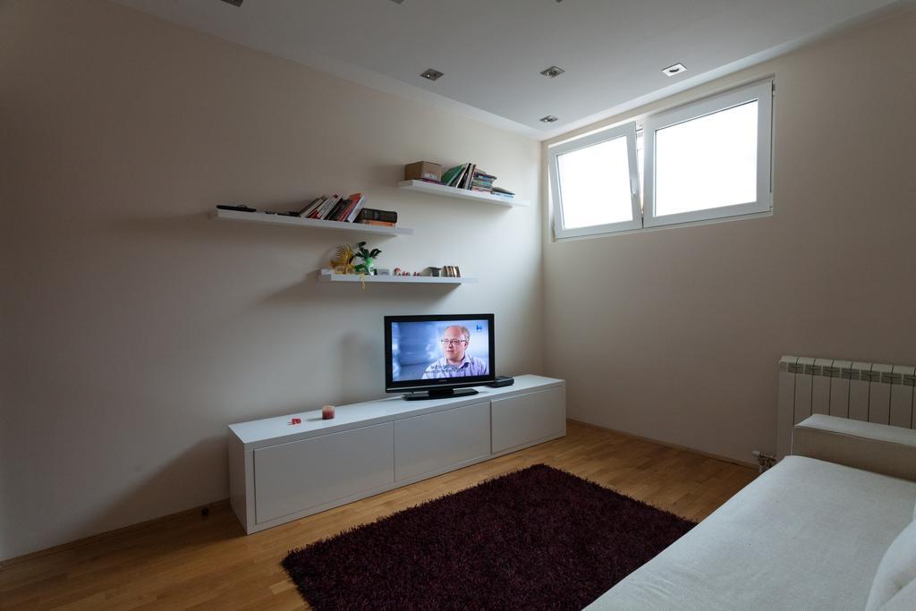 Apartment Matoseva Βελιγράδι Εξωτερικό φωτογραφία